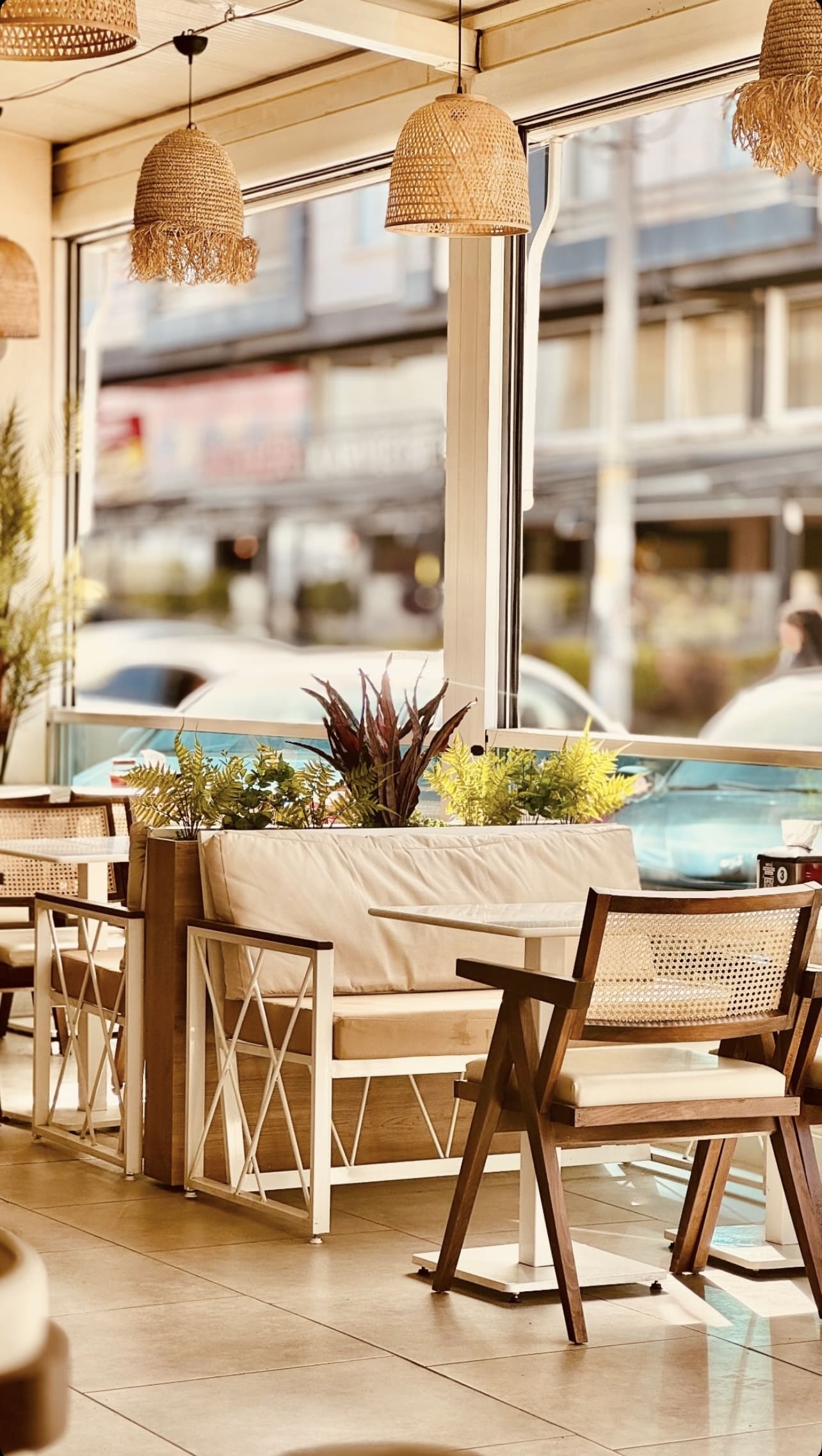 Guru Cafe teras